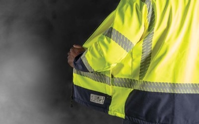 Navigating the Standards: A Comprehensive Guide to Australian Hi Vis Workwear